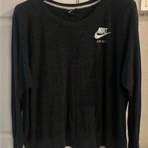 Nike Women's Crew Long Sleeve Tee